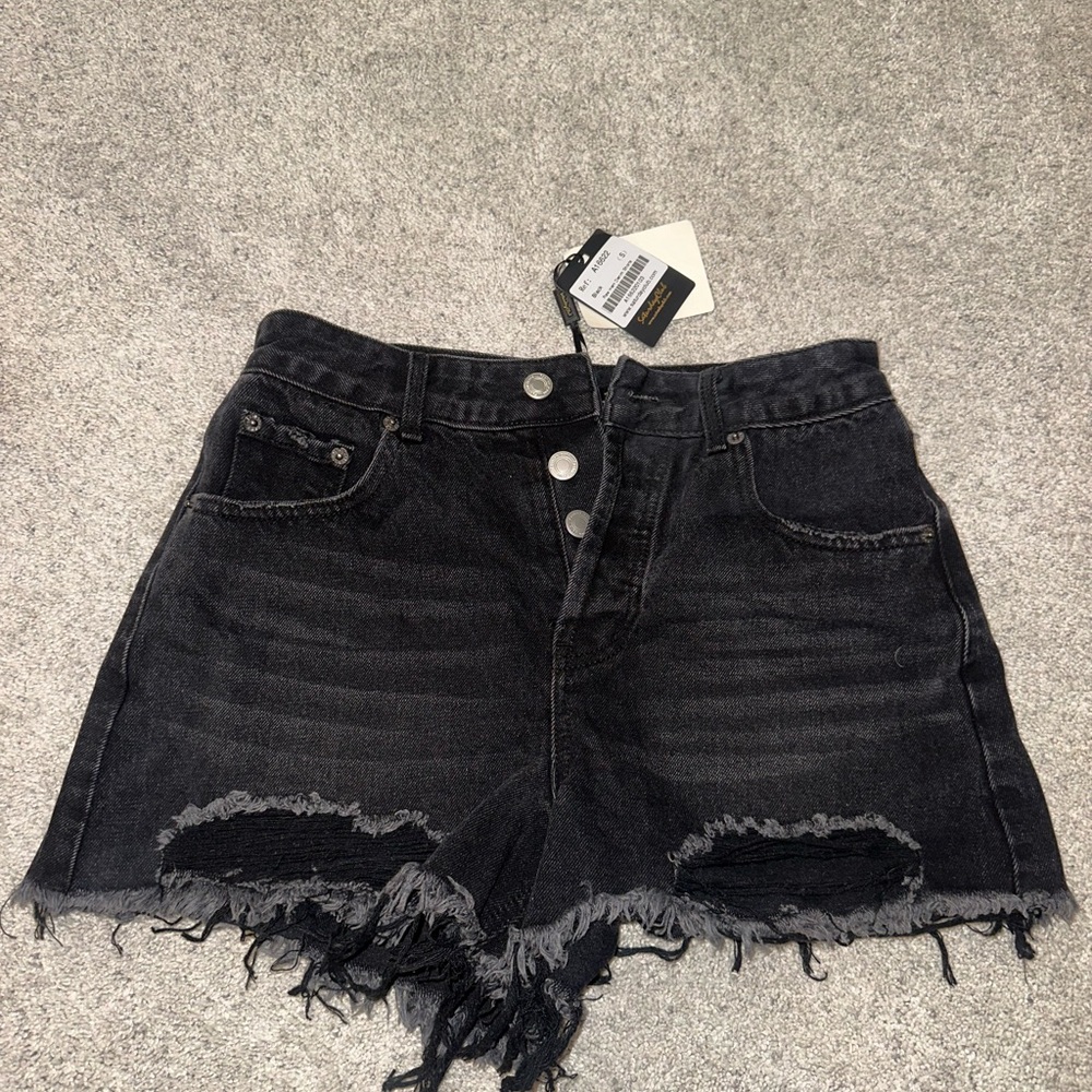 Stylish Black Distressed Women's Shorts Saturday Club Size Small New with Tags